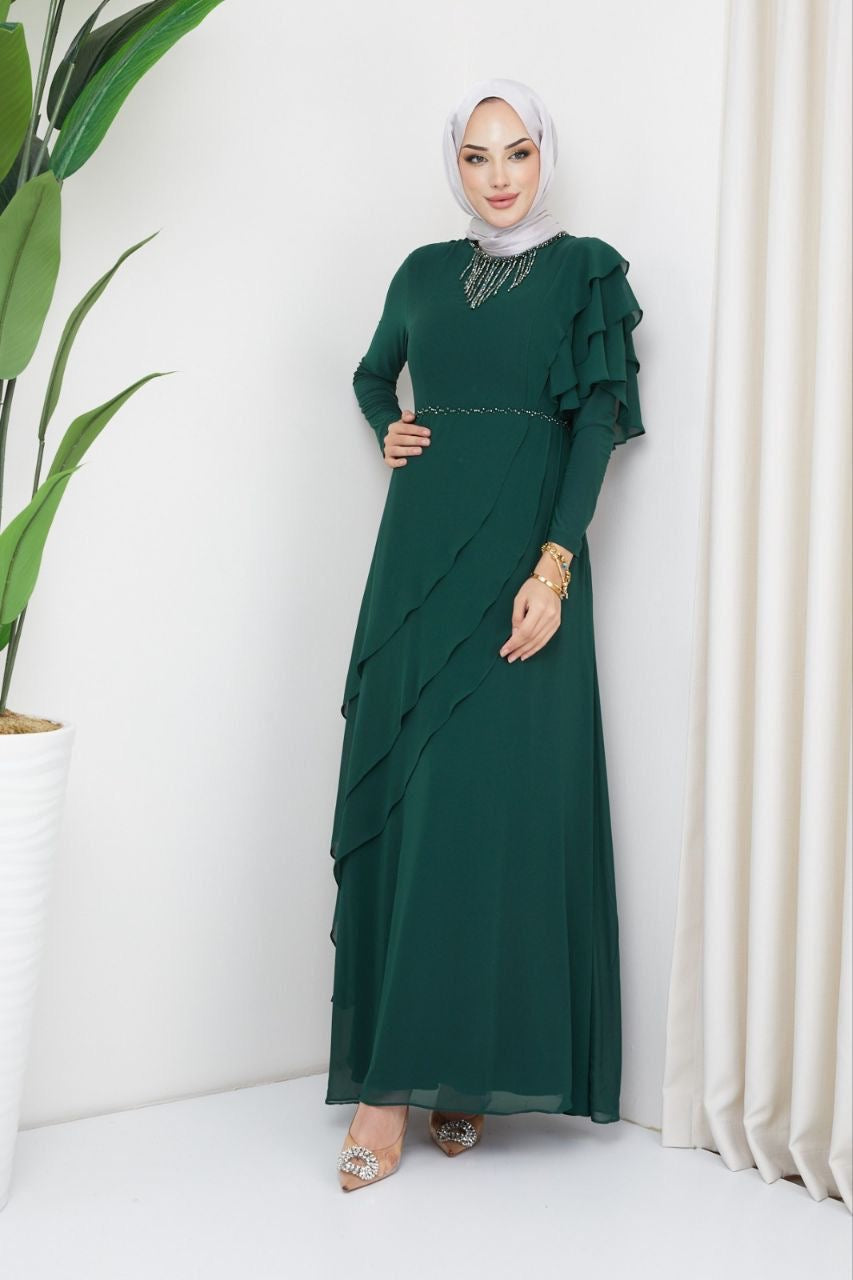 Emerald Green Ruffle Dress – The Elegance of Black